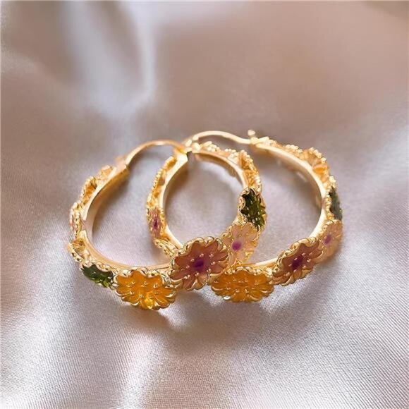 Gold Daisy Flower Hoop Earrings | 18K Plated Chunky Floral Statement Jewelry - Picture 4 of 5